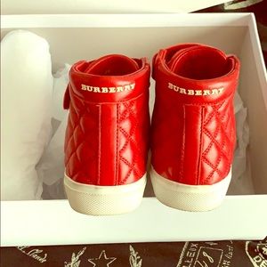 Burberry Sneakers size 26